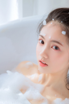 年轻的母亲bd